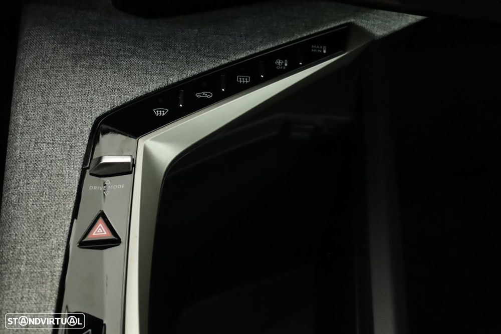 Peugeot 3008 1.2 Hybrid Allure e-DCS6 - 13