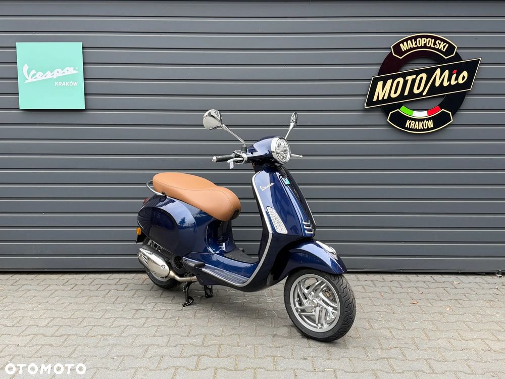 Vespa Primavera - 8