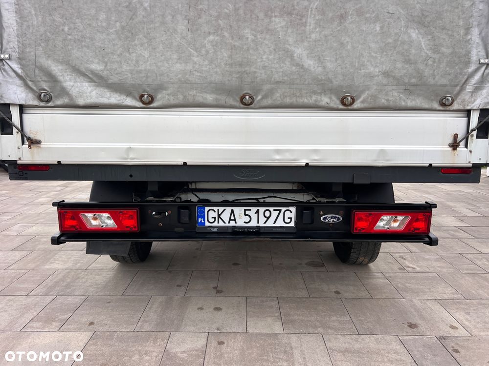 Ford Transit - 30