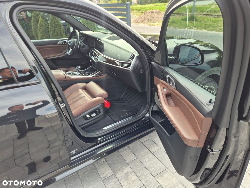 BMW X7 xDrive40d mHEV - 14