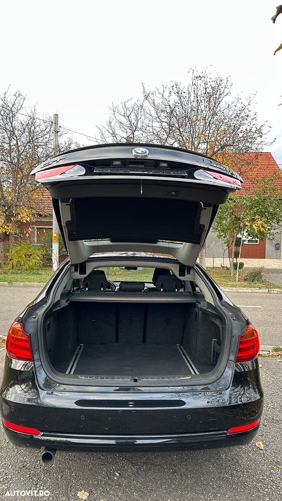 BMW Seria 3 320d Aut. Sport Line - 15