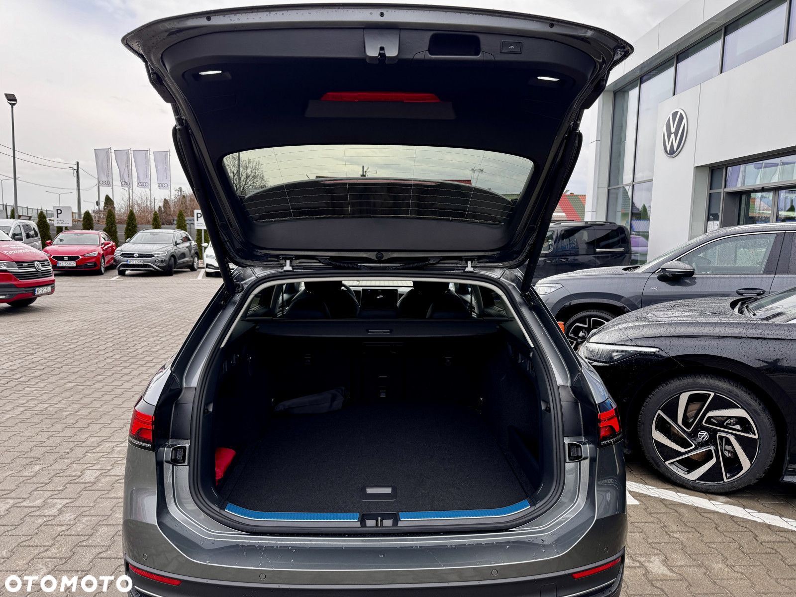 Volkswagen Passat - 5