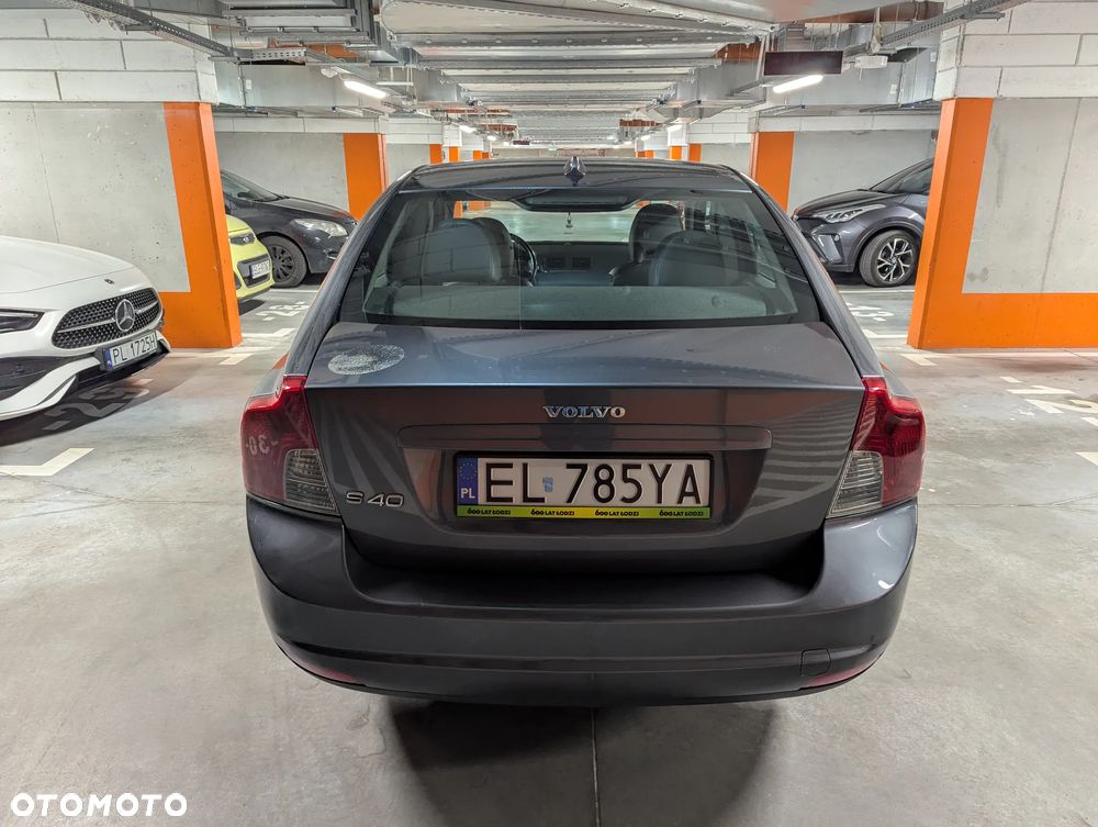 Volvo S40 2.0D - 6