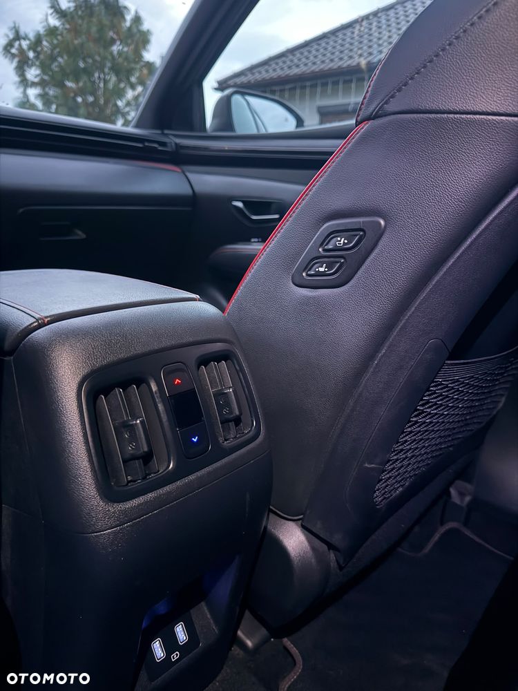 Hyundai Tucson - 16