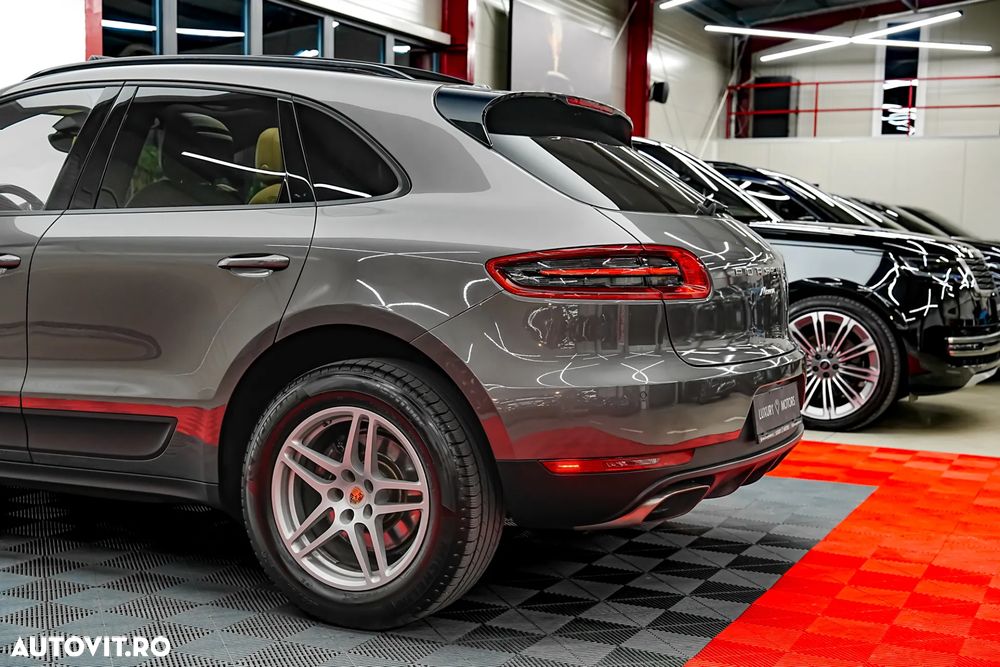 Porsche Macan - 11