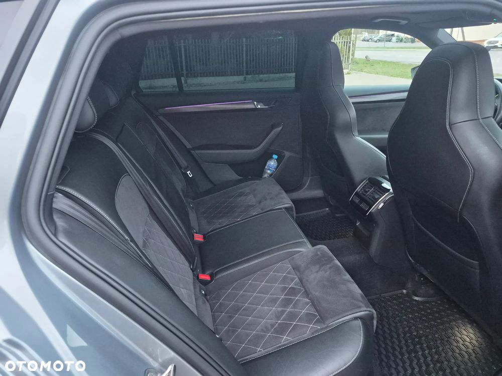 Skoda Superb 1.4 TSI Plug-In Hybrid Sportline DSG - 10