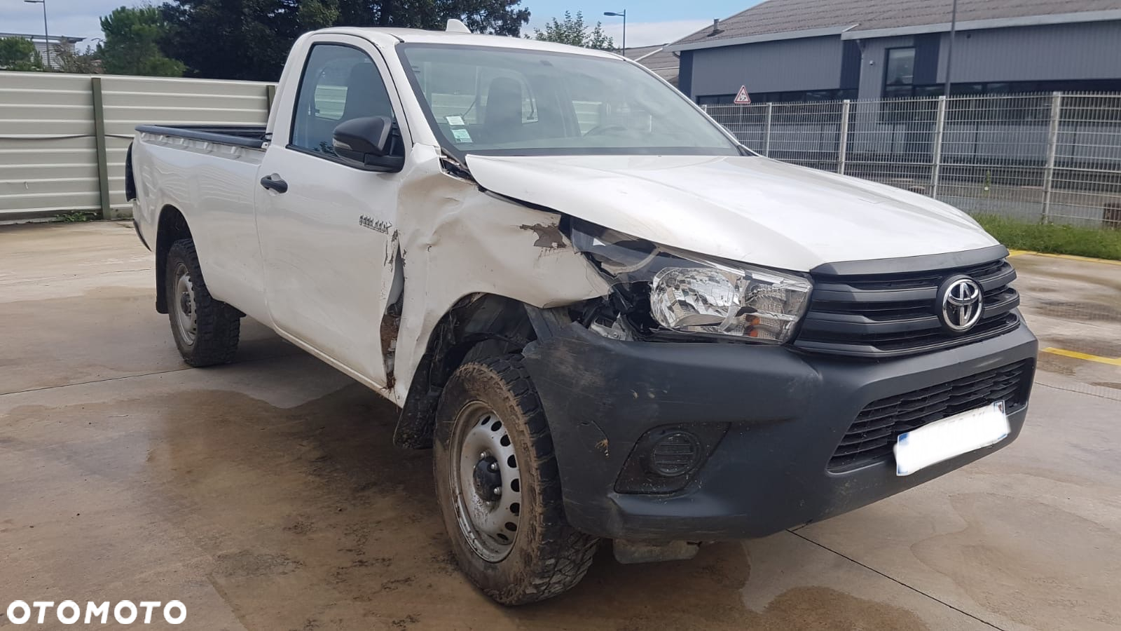Toyota Hilux 2.4 D-4D Single Cab DLX 4x4 - 2