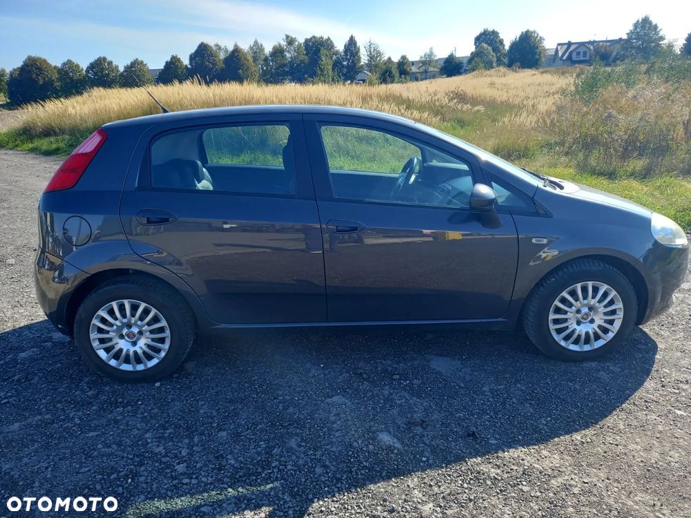 Fiat Punto 1.4 Easy S&S - 6