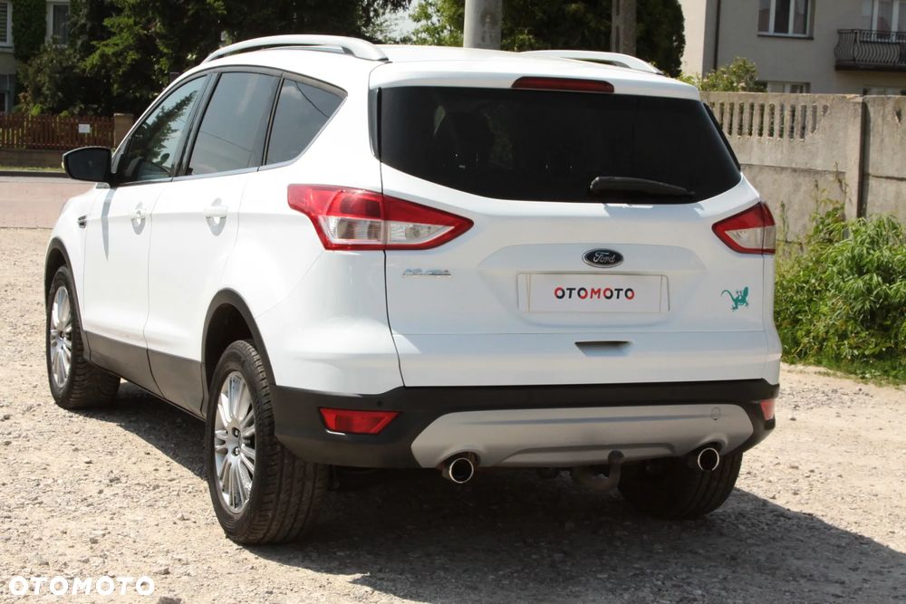 Ford Kuga 2.0 TDCi 2x4 Titanium - 9