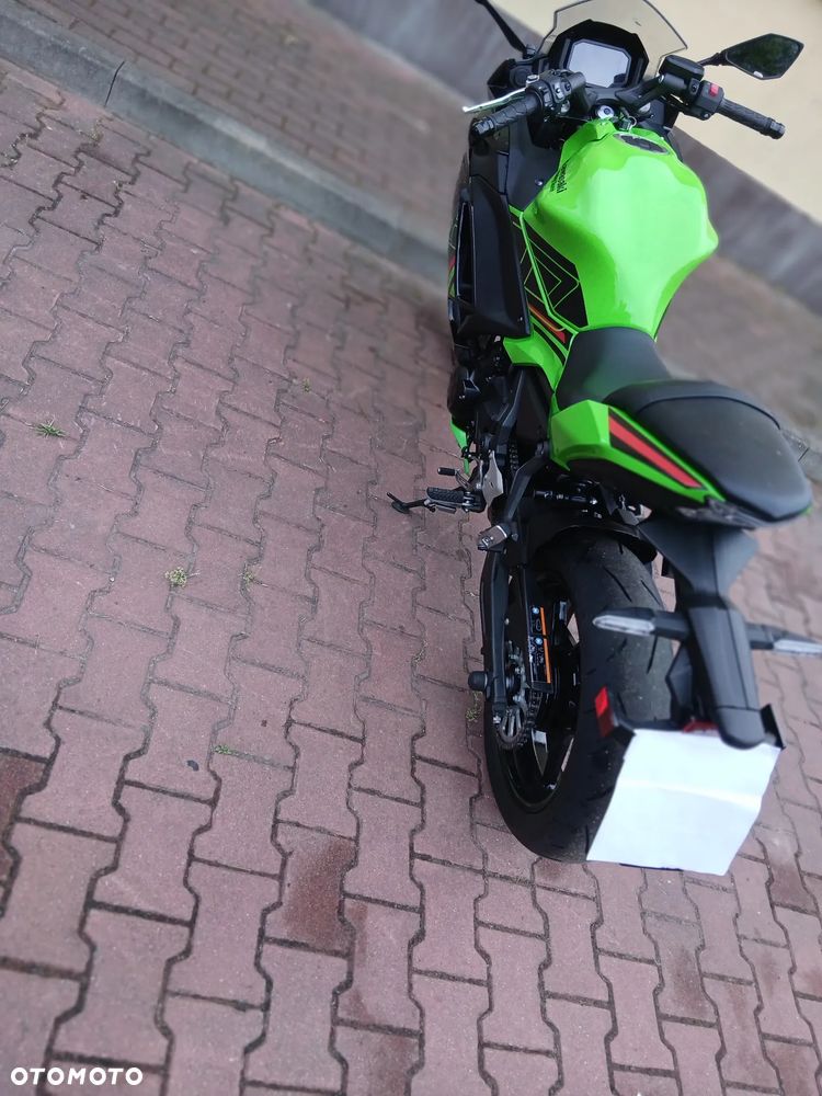 Kawasaki Ninja - 6