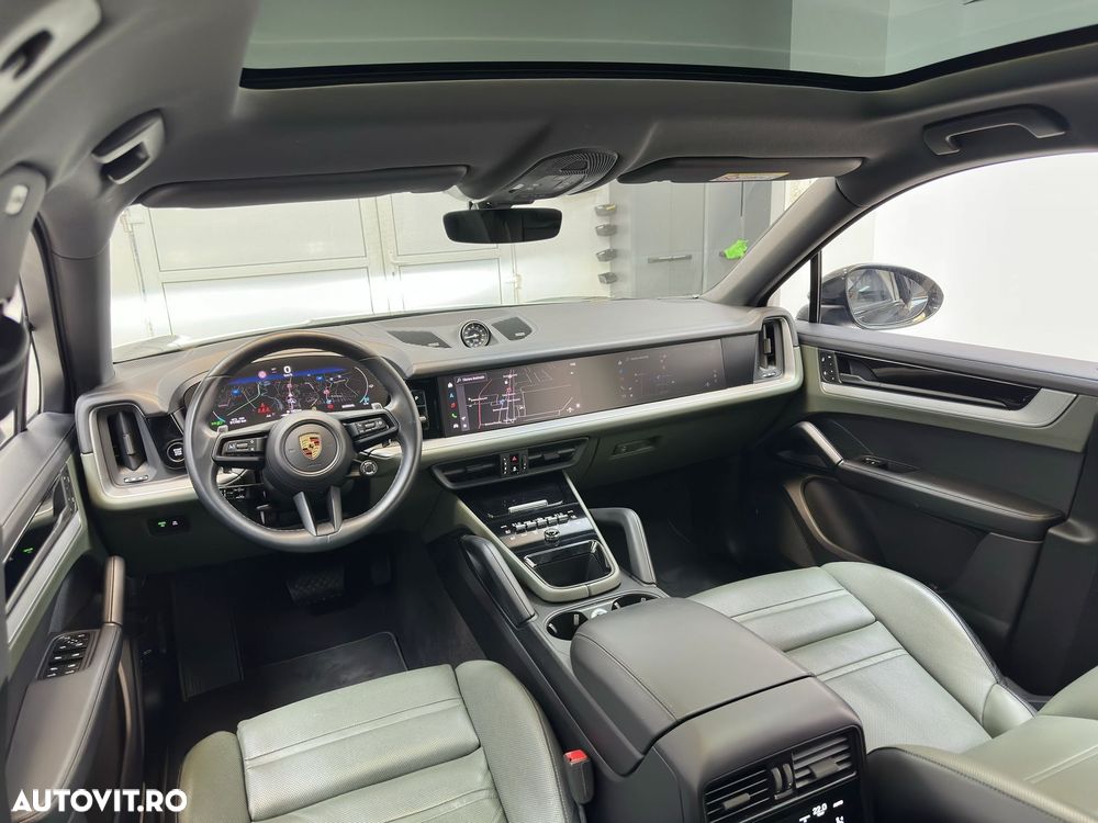 Porsche Cayenne Coupe Black Edition - 19