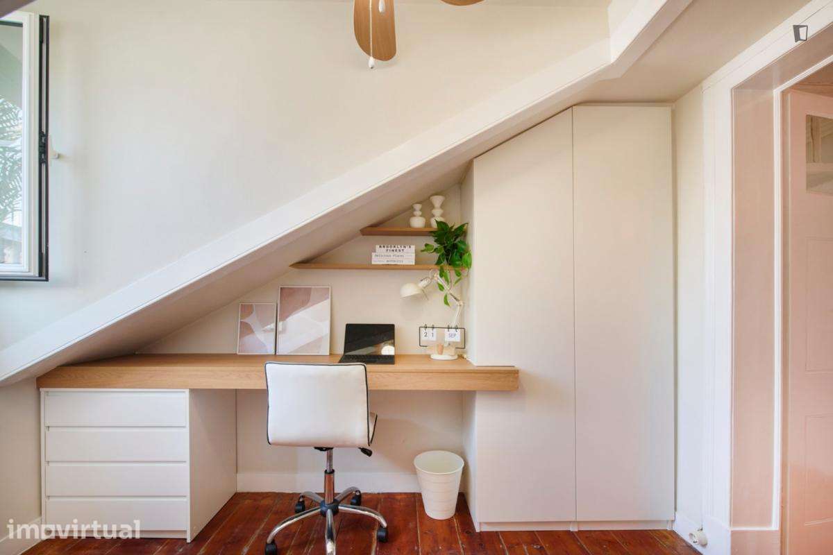 Quarto - localizado em Santos Lisbon - Grande imagem: 2/15
