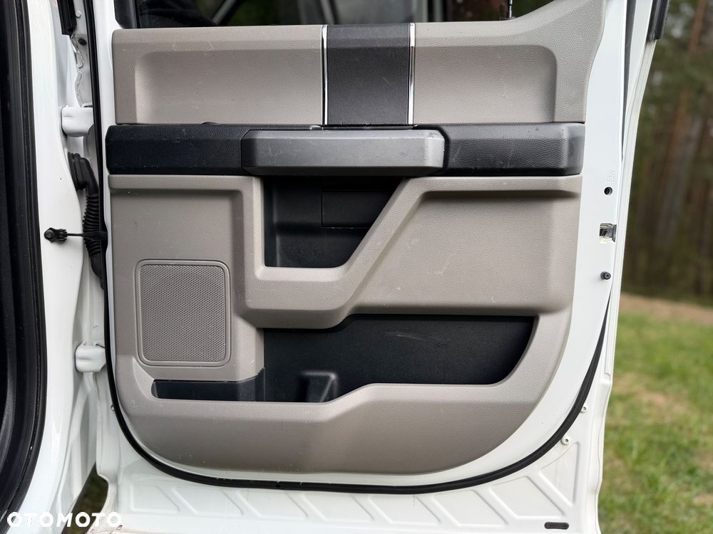 Ford F150 - 19