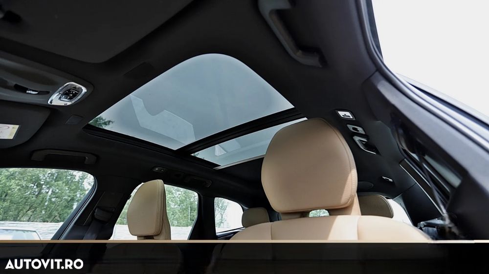Volvo XC 60 T8 Twin Engine AWD Momentum Pro - 12