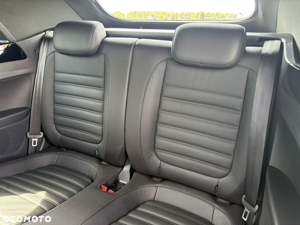 Volkswagen Beetle 1.4 TSI Blue Motion Technologie Exclusive Design - 26
