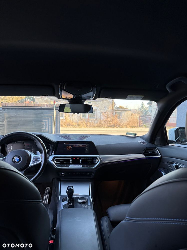 BMW Seria 3 320d - 13