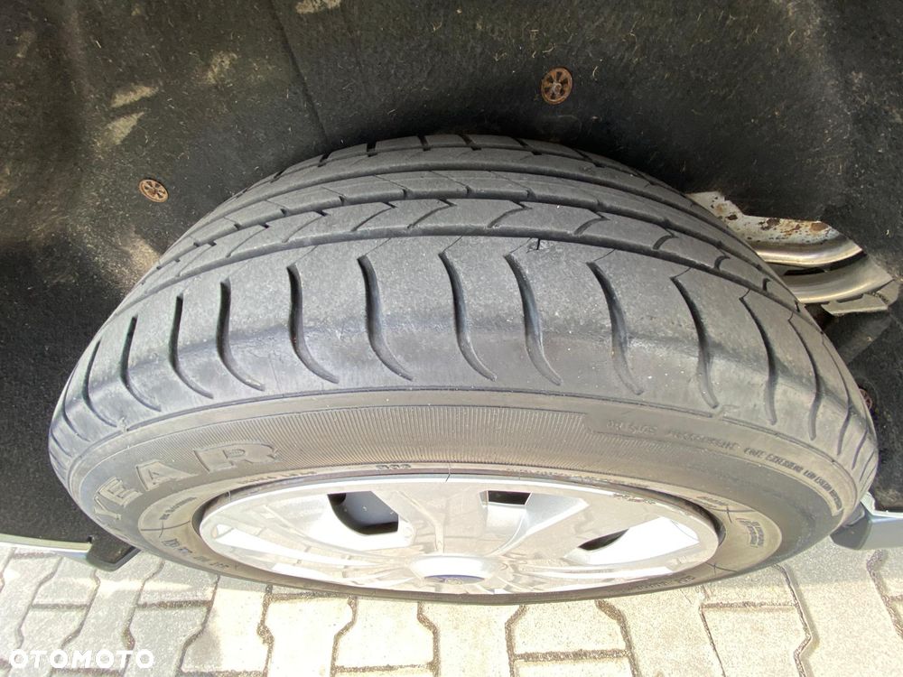 Ford TRANSIT CONNECT L2 1,5 TDCI 100KM TYLKO. 91.500 KM PRZEBIEGU - 22