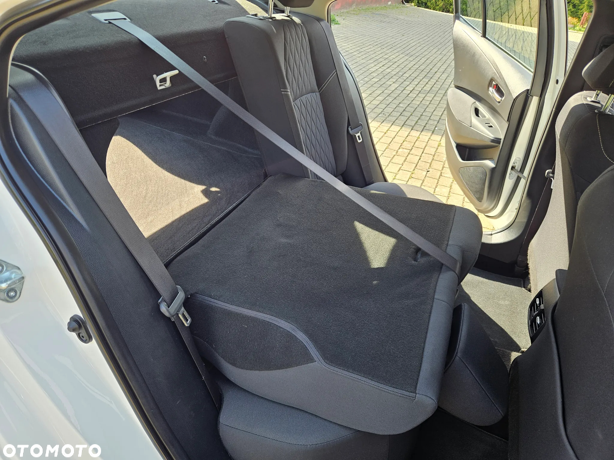 Toyota Corolla 1.6 Comfort - 27