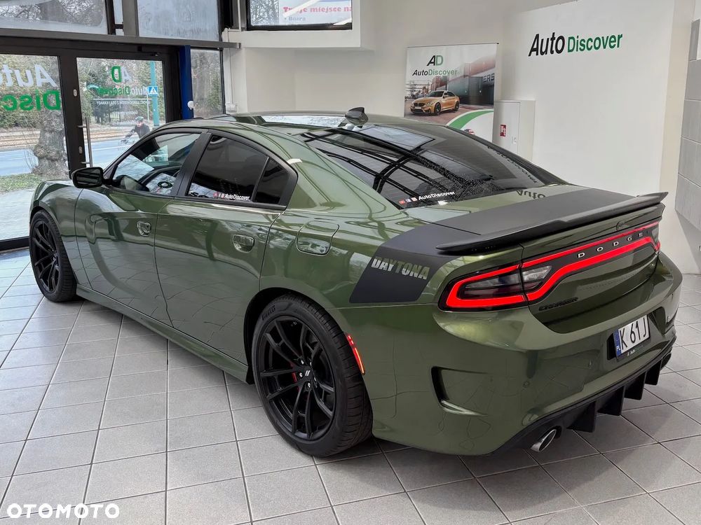 Dodge Charger 6.4 Scat Pack - 2