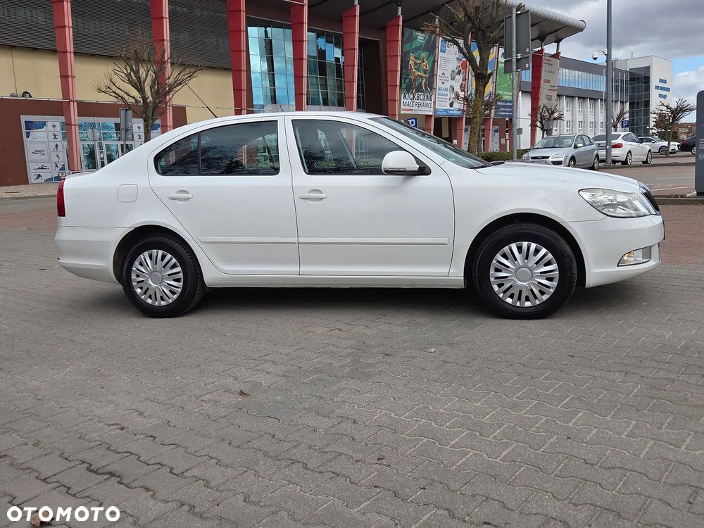 Skoda Octavia 1.6 Combi Classic - 3