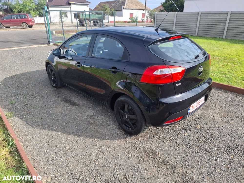 Kia Rio 1.1 CRDI Spirit - 3