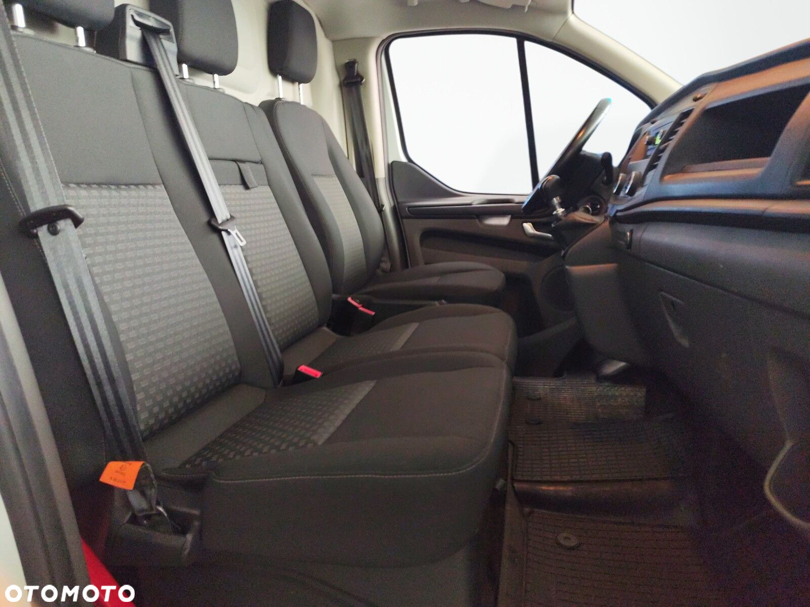 Ford transit-custom - 13
