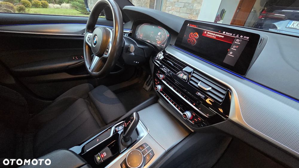 BMW Seria 5 530i xDrive M Sport sport - 23