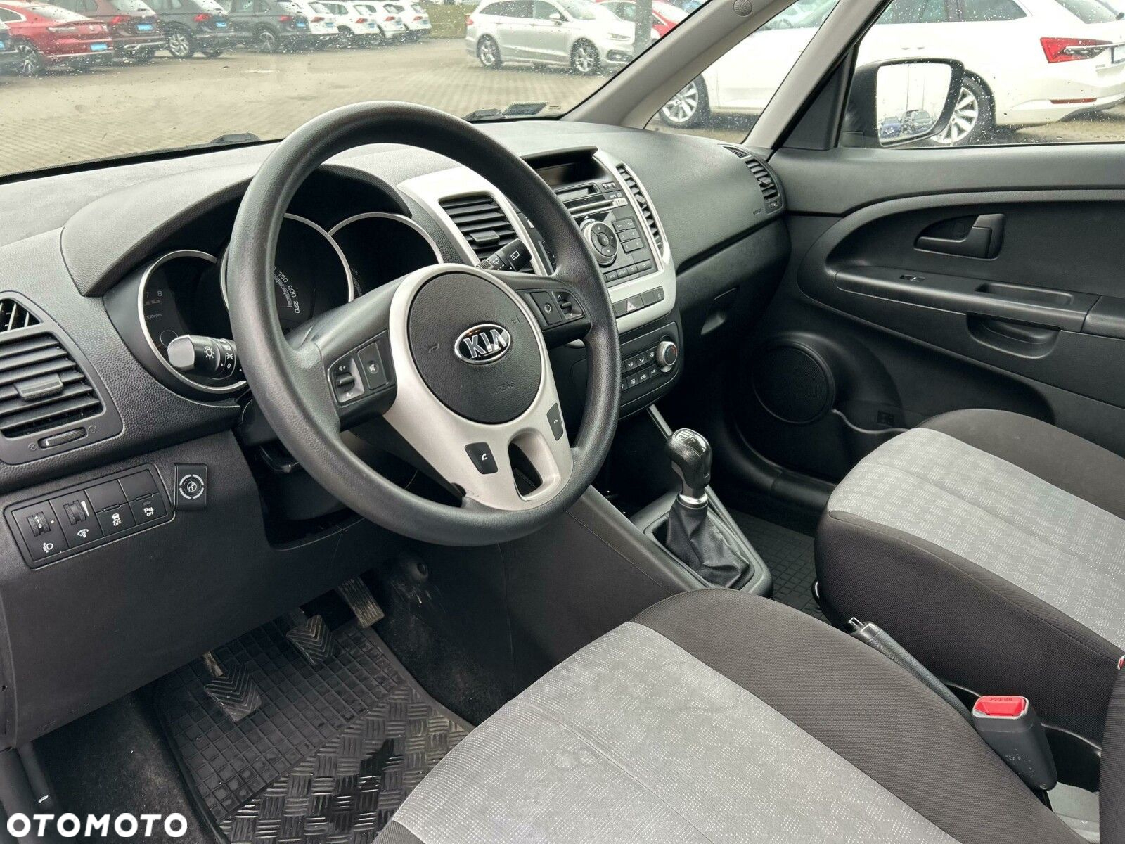Kia Venga 1.4 M - 10
