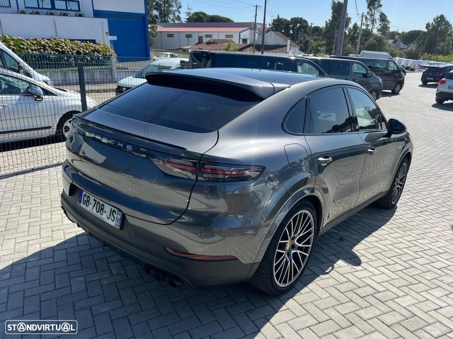 Porsche Cayenne Coupé E-Hybrid - 4