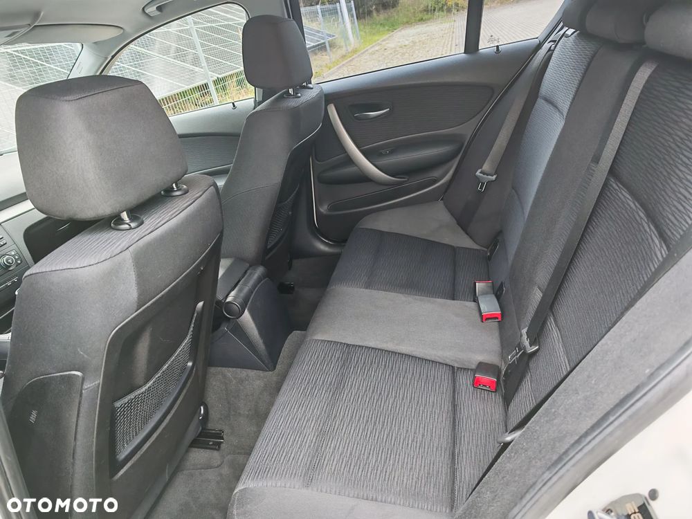 BMW Seria 1 - 29
