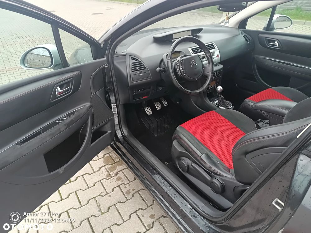 Citroën C4 1.6 16V by LOEB - 15