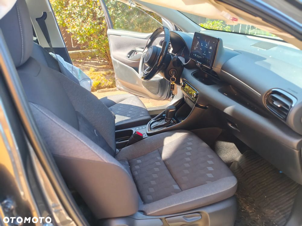 Toyota Yaris - 13