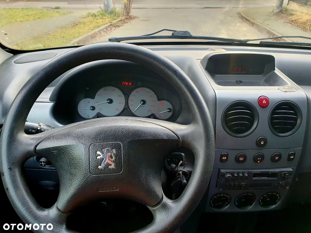 Peugeot Partner Kombi 110 Premium - 14