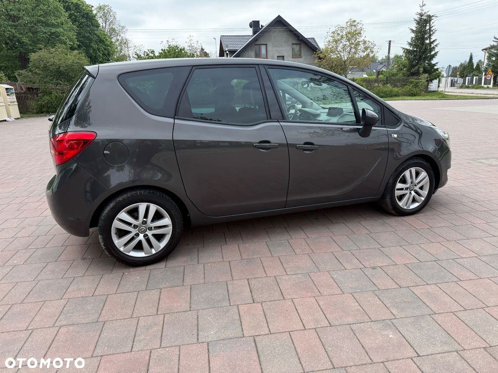 Opel Meriva 1.4 T Cosmo - 22
