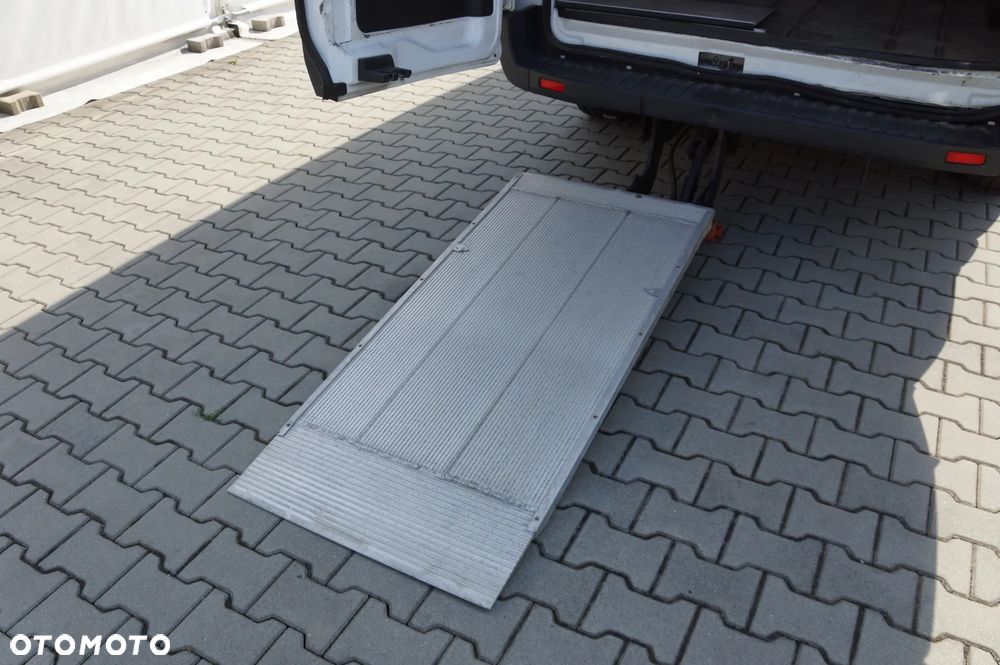 Ford Transit - 28