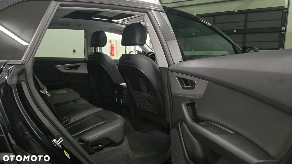 Audi Q8 50 TDI mHEV Quattro Tiptronic - 16