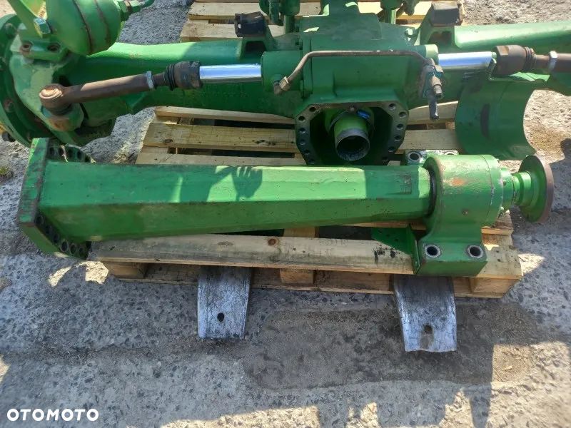 Elementy przedniej osi Dana Spicer 740/105 TLS bez hamulców John Deere 6620 - 9