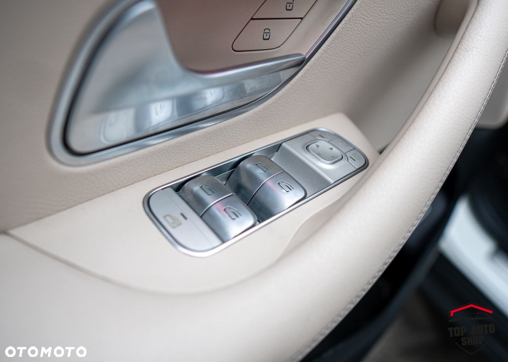 Mercedes-Benz GLE - 27