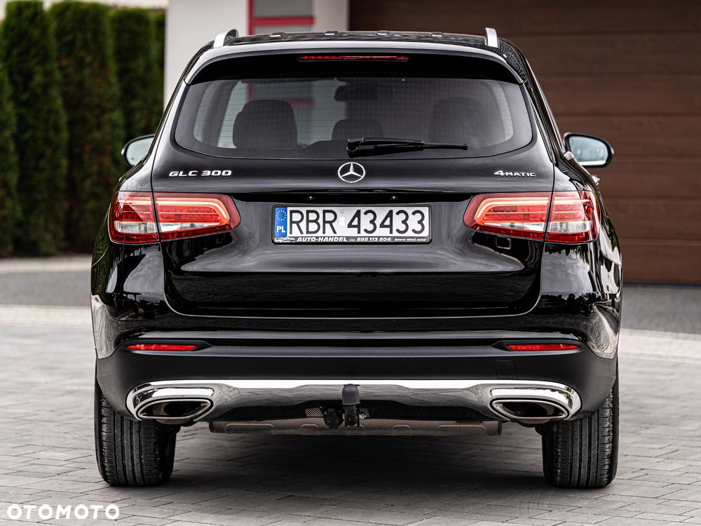 Mercedes-Benz GLC - 16