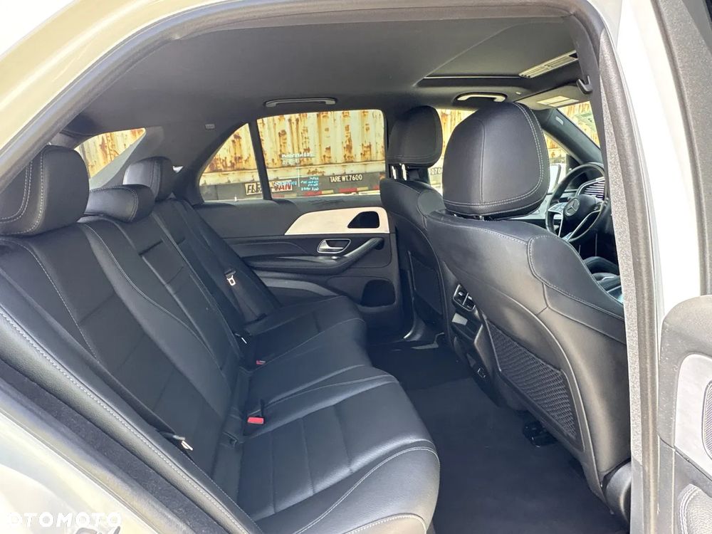 Mercedes-Benz GLE - 18