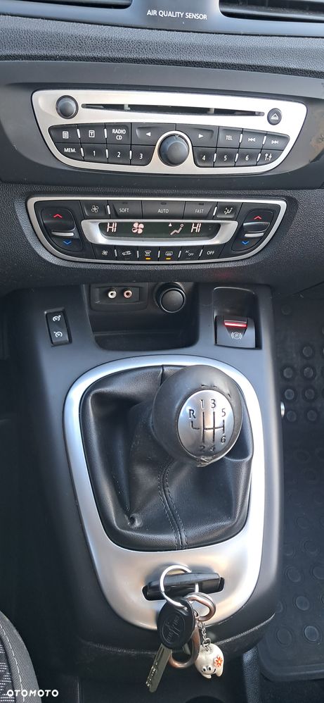 Renault Scenic - 22