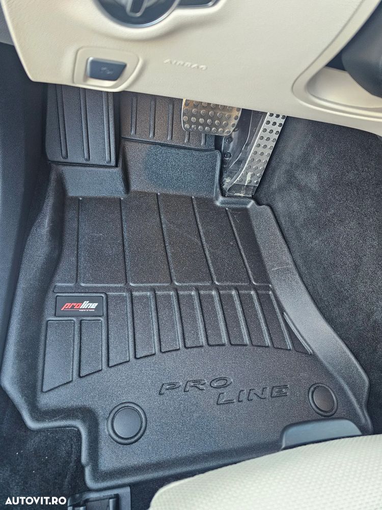 Mercedes-Benz E - 23