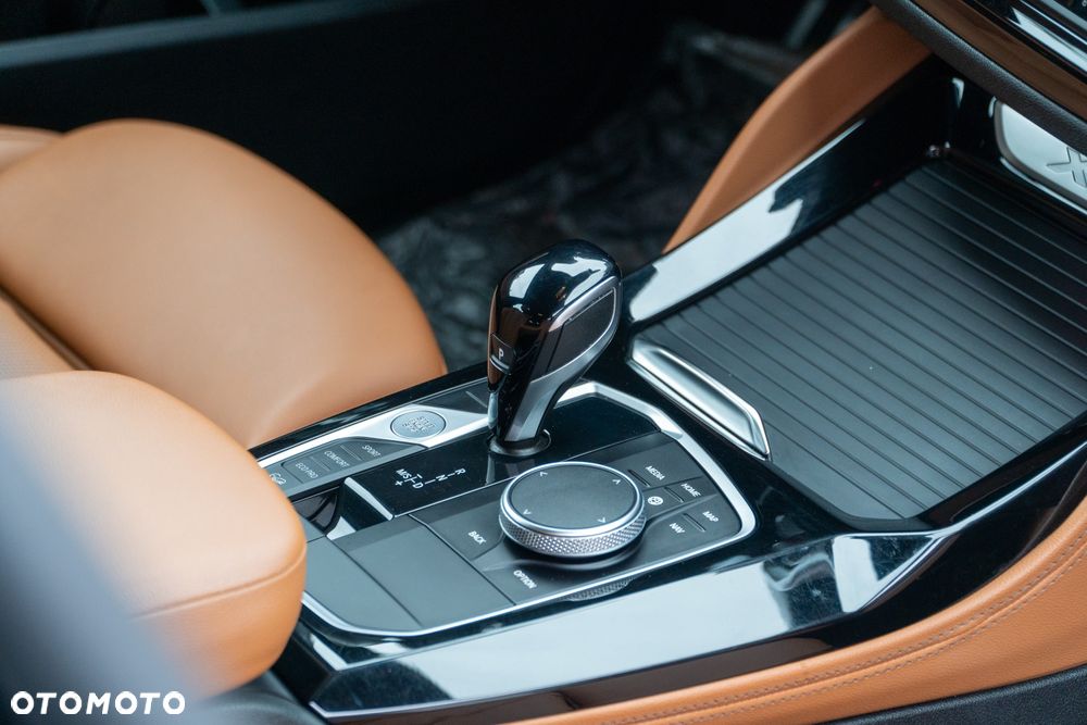 BMW X4 xDrive20d MHEV xLine sport - 18