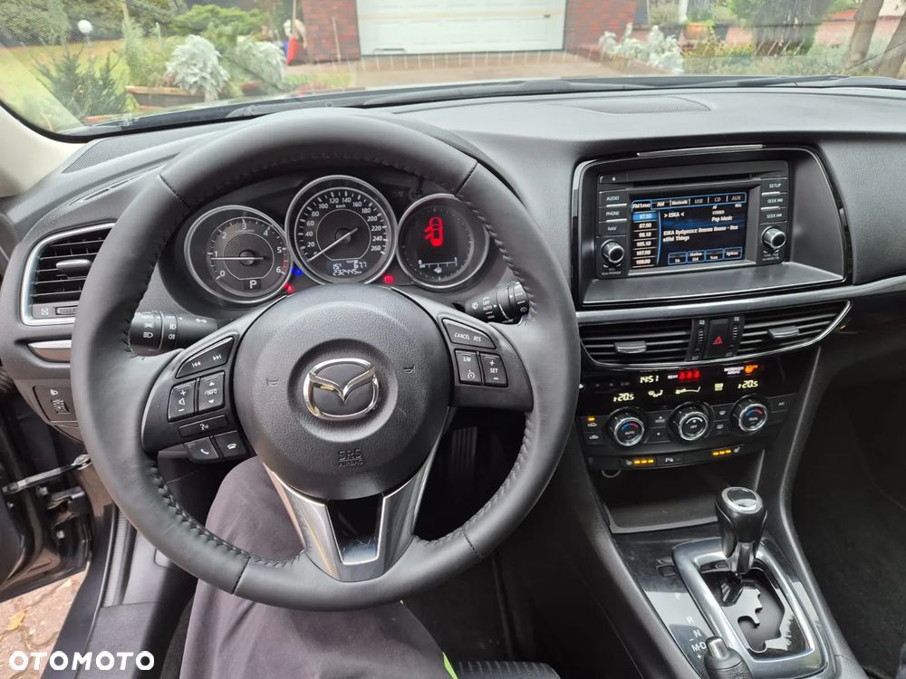 Mazda 6 2.2 Kombi SKYACTIV-D Center-Line - 11