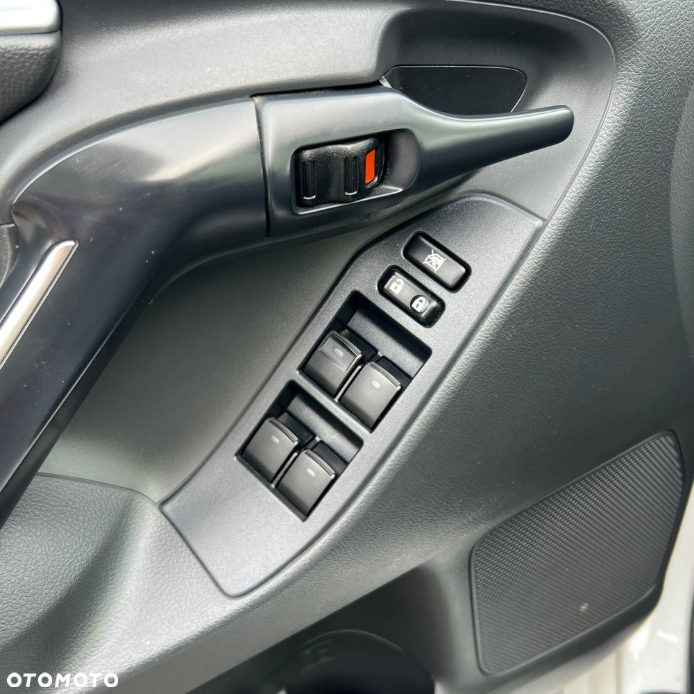 Toyota Verso 1.8 Premium 7os MS - 25