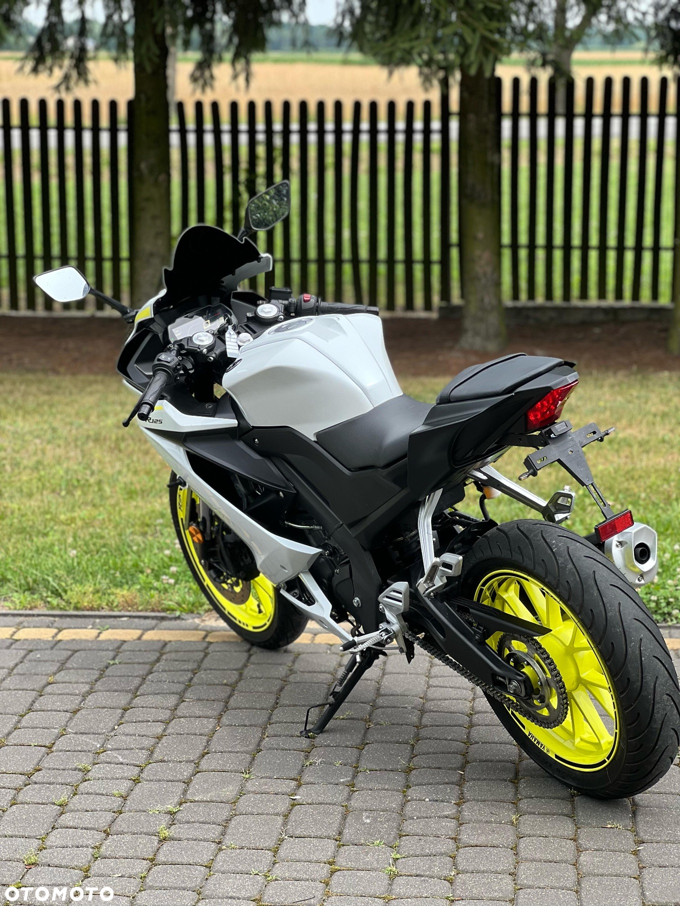 Yamaha R125 - 6