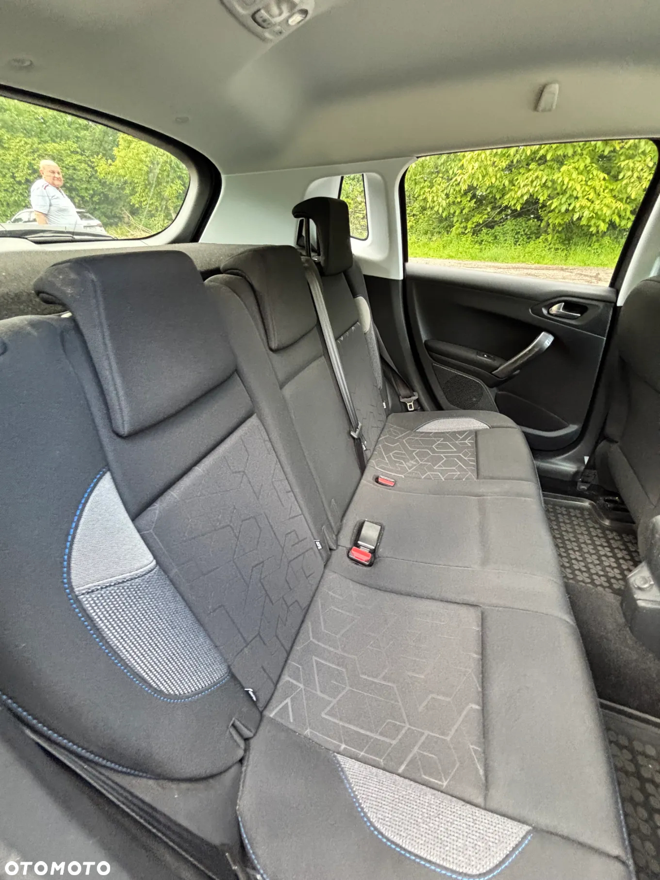 Peugeot 2008 - 12