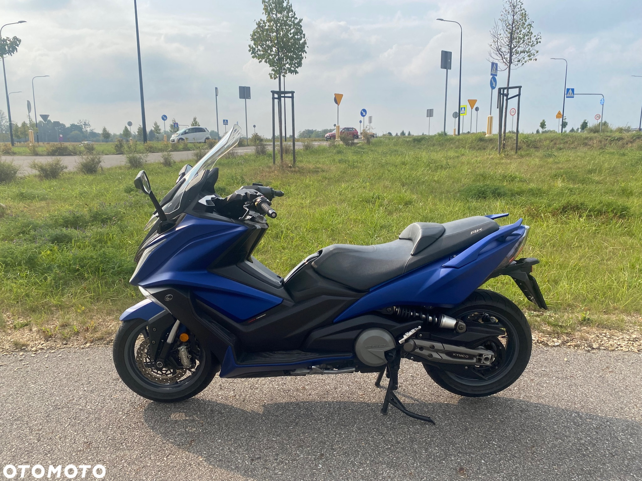 Kymco AK 550 - 7