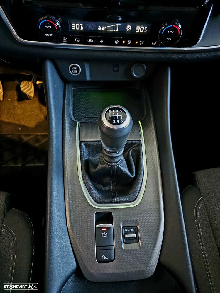 Nissan Qashqai 1.3 DIG-T Advance Two Tone - 26