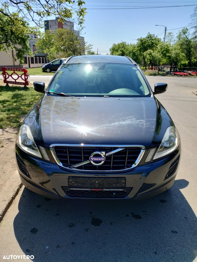 Volvo XC 60 DRIVe R Design - 1